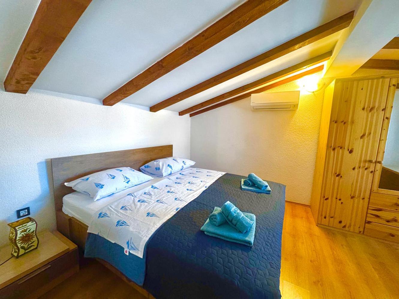 Apartments Ares Rovinj Extérieur photo