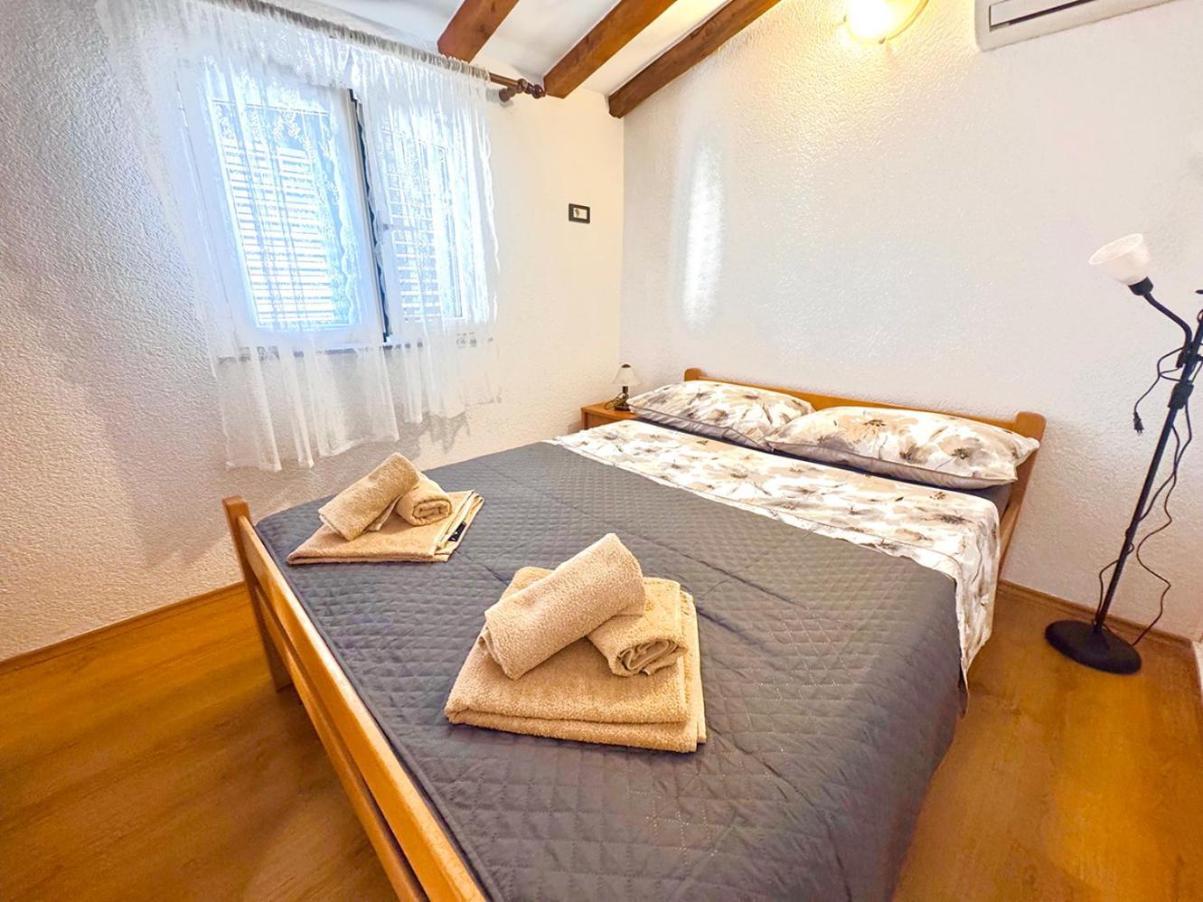 Apartments Ares Rovinj Extérieur photo